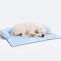 Frostcore™ Cooling Couch Cover Dog Bed