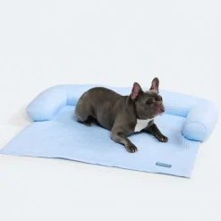 Frostcore™ Cooling Couch Cover Dog Bed