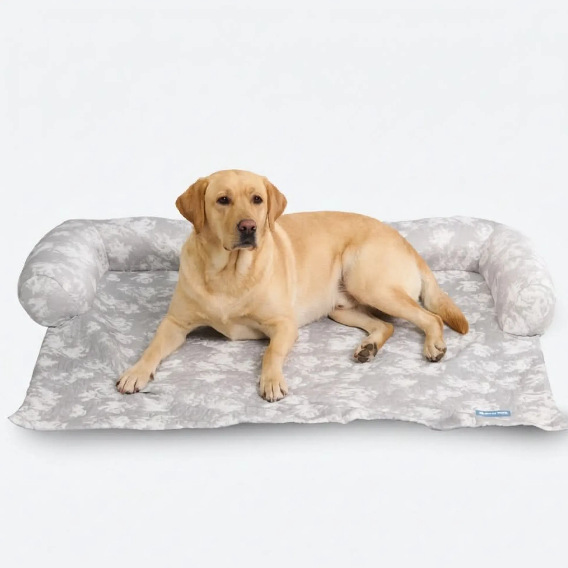 Frostcore™ Cooling Couch Cover Dog Bed