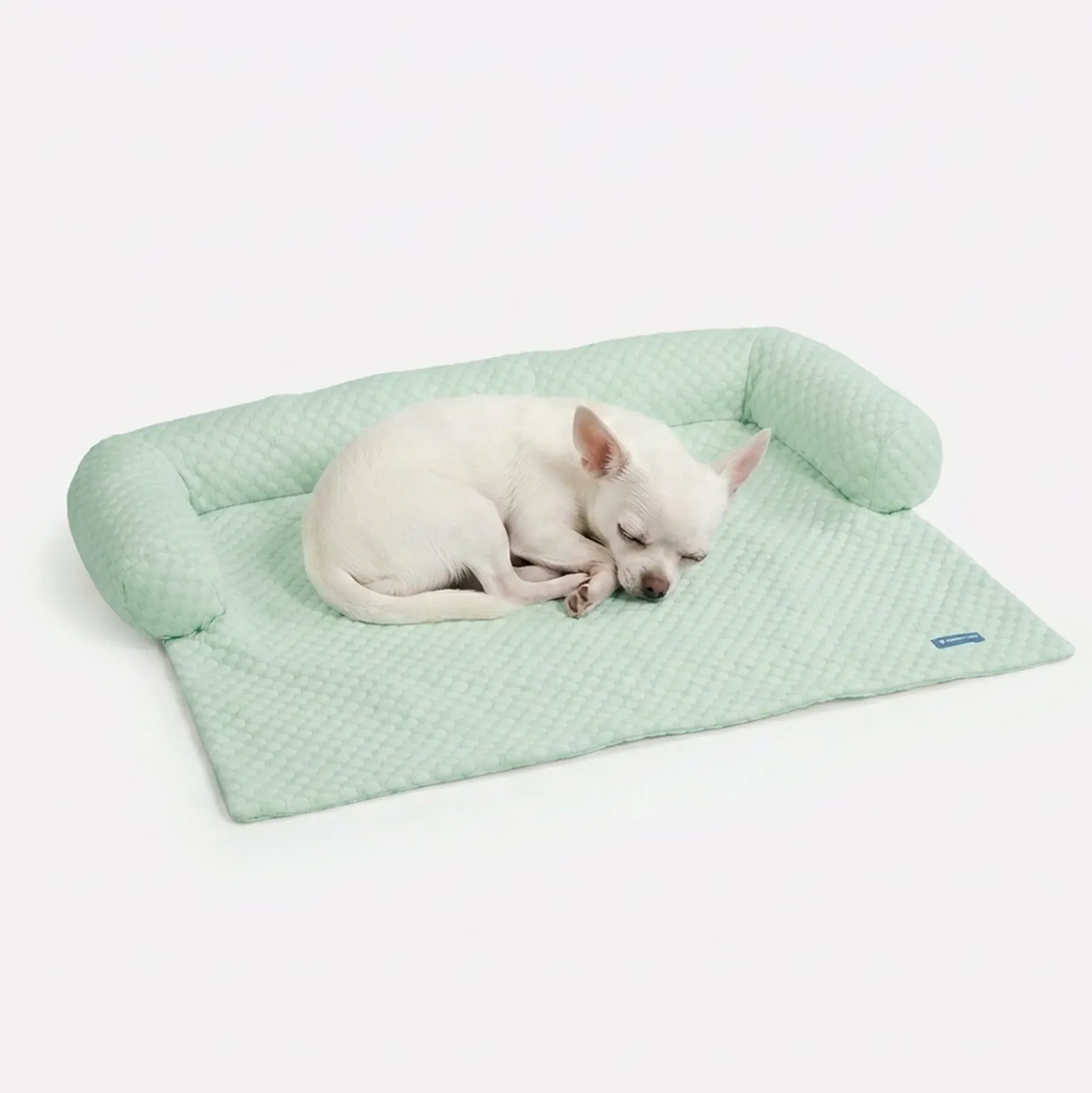 Frostcore™ Cooling Couch Cover Dog Bed