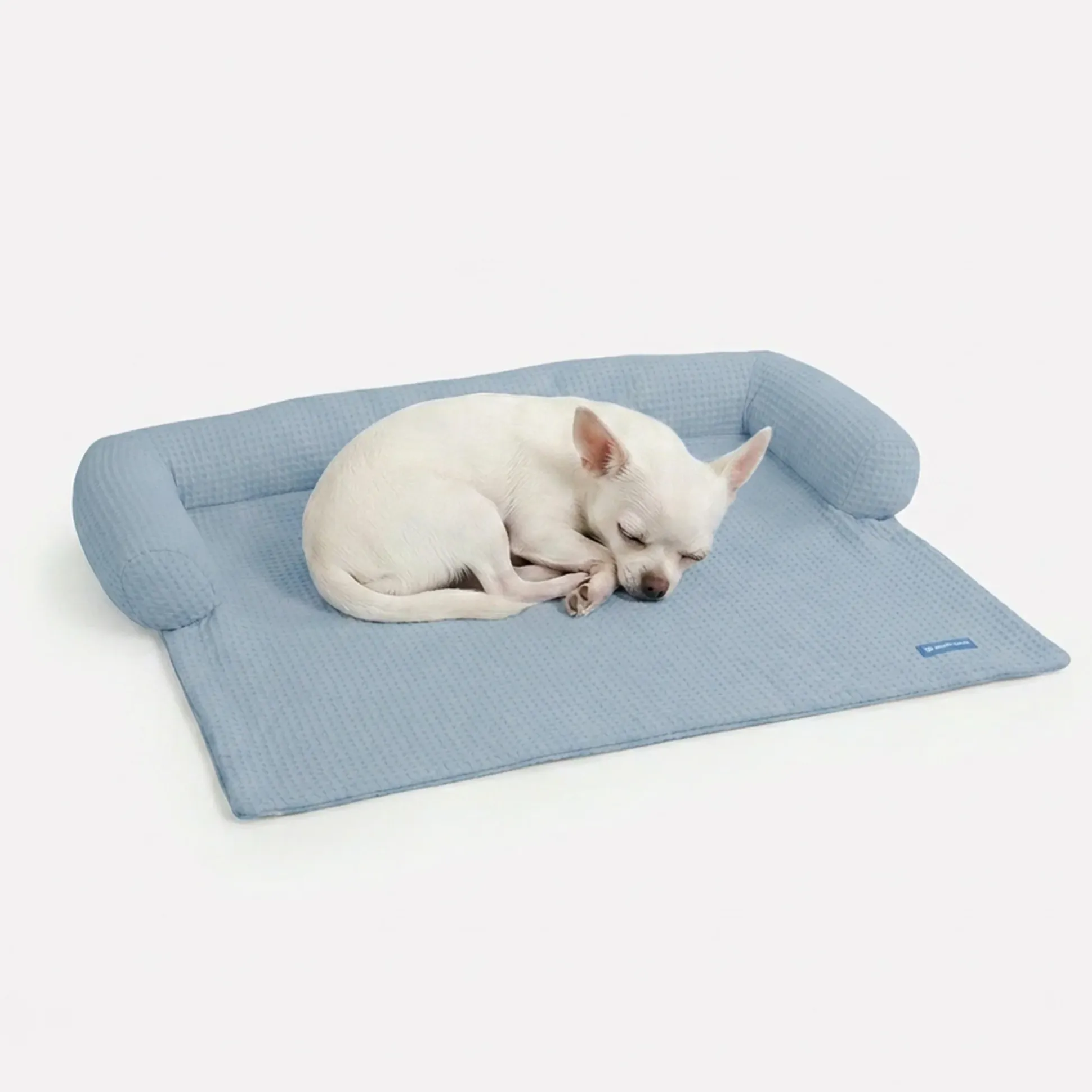 Frostcore™ Cooling Couch Cover Dog Bed