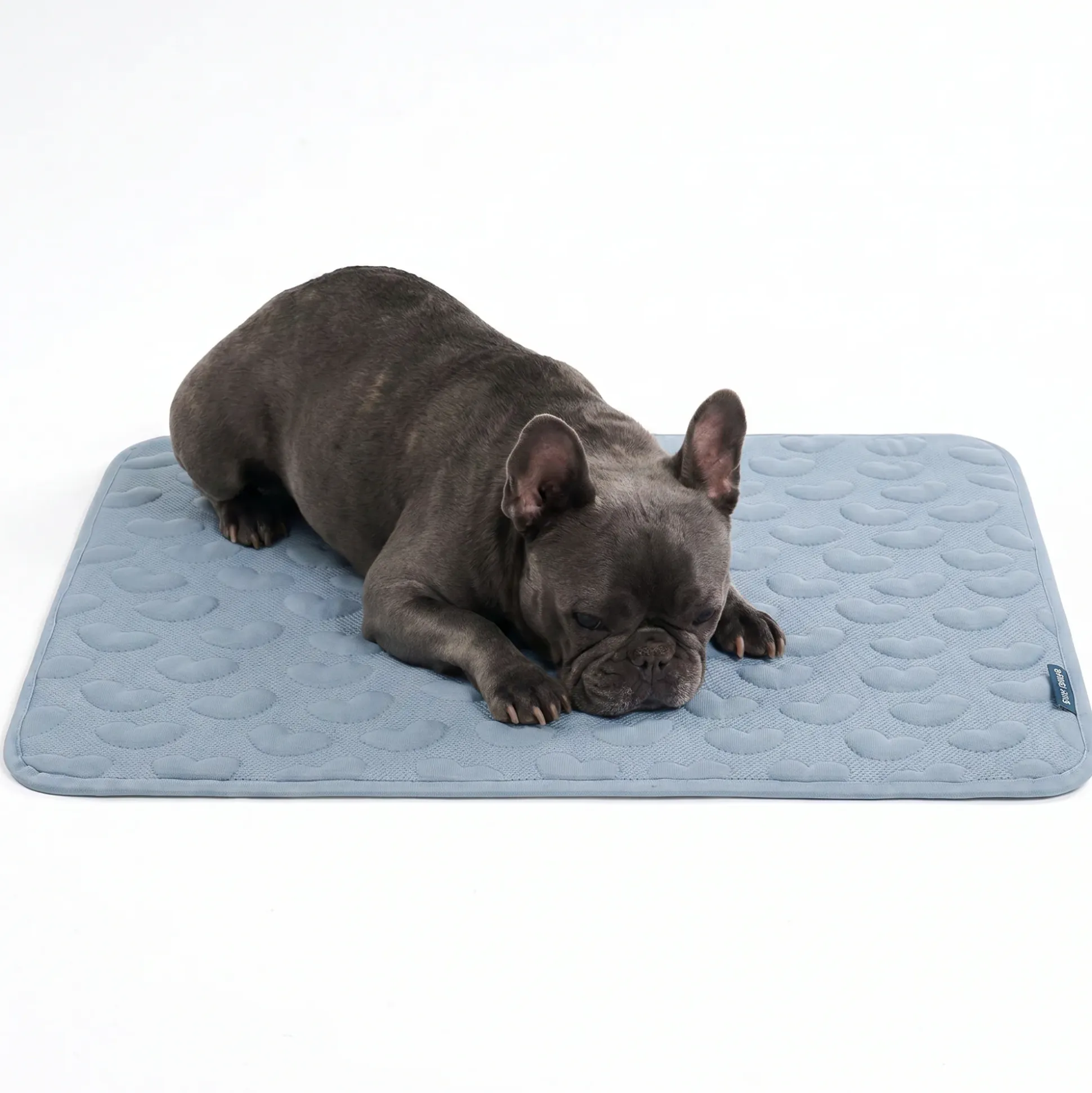Frostcore™ Cooling Mat - Hearts Ash Blue