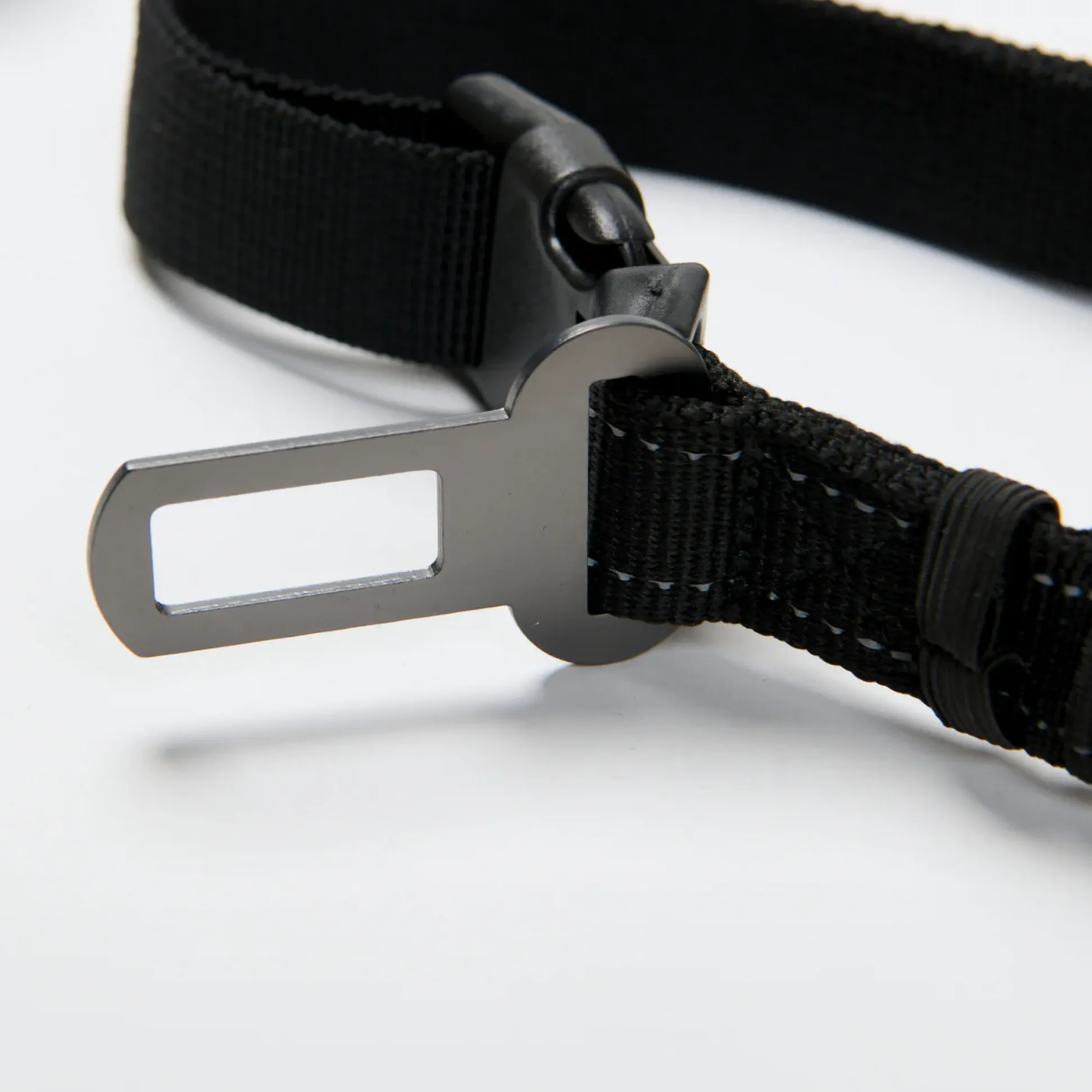 Multipurpose Seatbelt Handsfree Leash & Poop Bag Holder Set